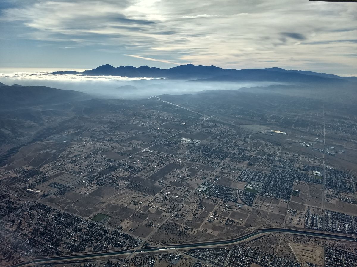 Flat-Fee Real Estate Broker in Hesperia, CA (2026): Sell a $483K Home for $4,399, Not $28,950 Commission