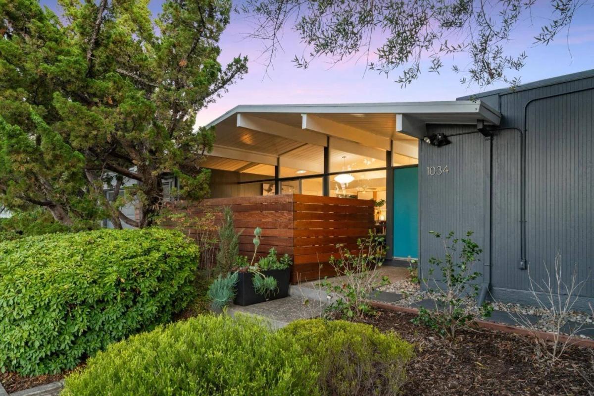 Sunnyvale Housing Market 2026: $1.92M Median, 1,100 Eichler Homes Still in Demand