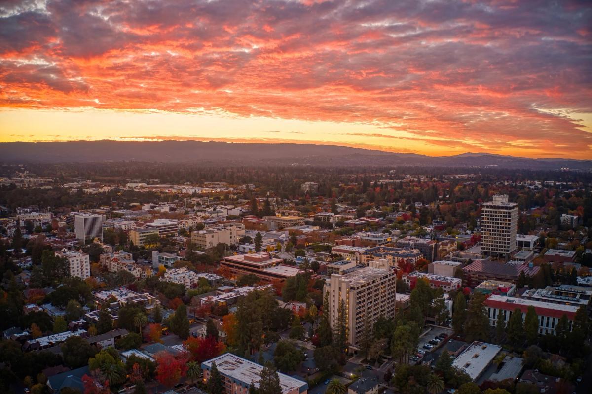 Best Real Estate Agents in Mountain View (2026) — 112% Sale-to-List Ratio Near Google