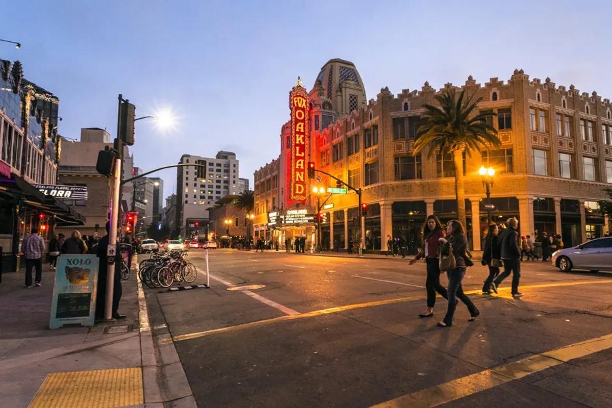 Oakland Housing Market 2026: Rockridge Up 37% While Flat Neighborhoods Stall