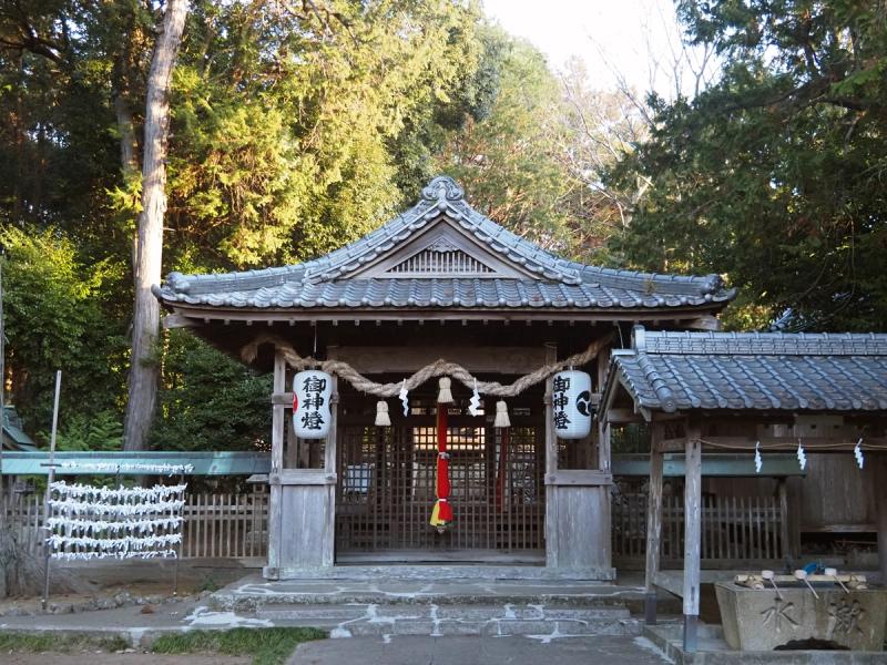 御霊神社 拝殿