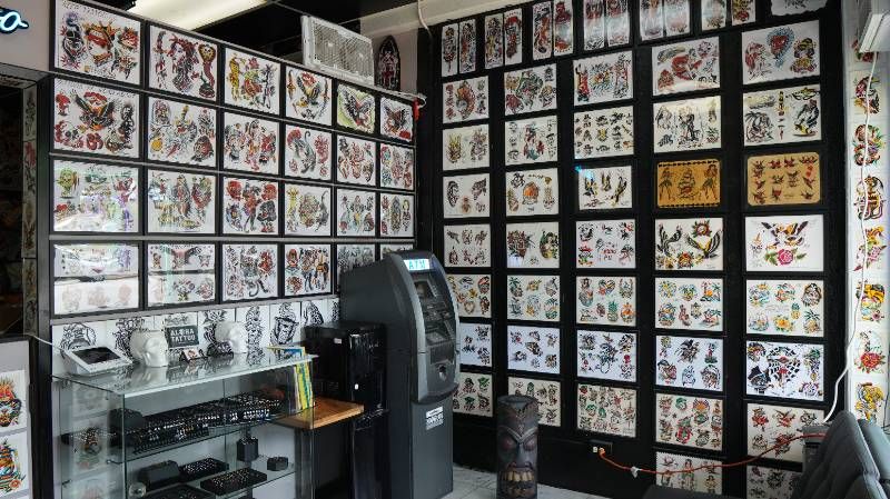 Aloha Tattoo Kailua interior