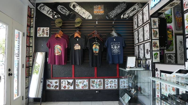 Aloha Tattoo Kailua interior