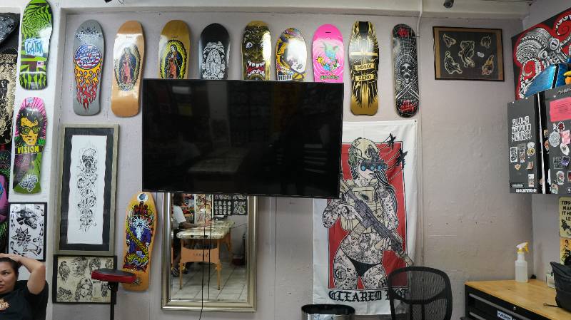 Aloha Tattoo Kailua interior