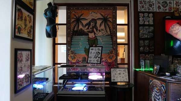 Diamond Head Tower, Waikiki interior