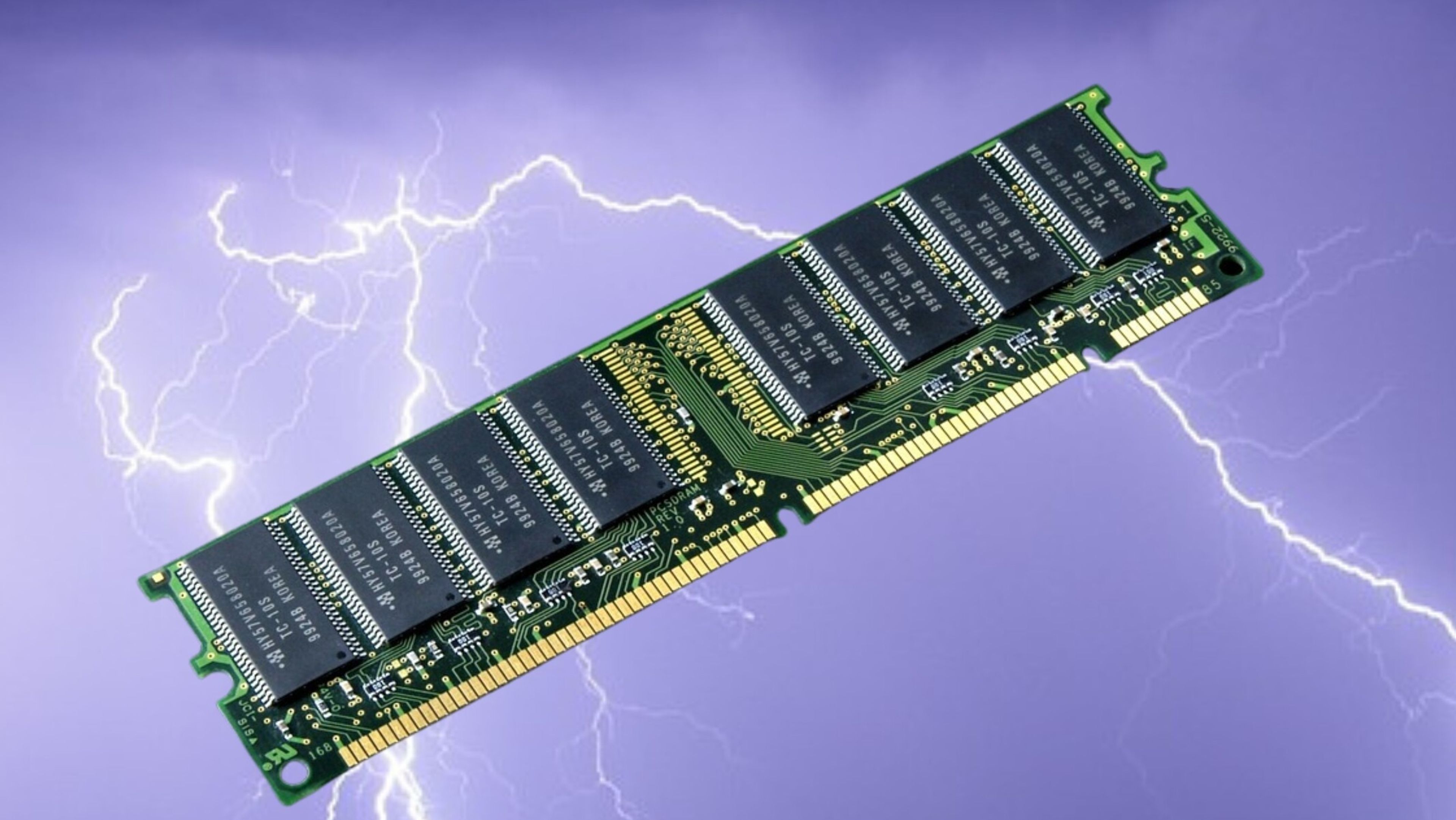 ارتفاع أسعار RAM في 2025: أسباب التداعيات وتأثيرها على مستقبل الأجهزة.