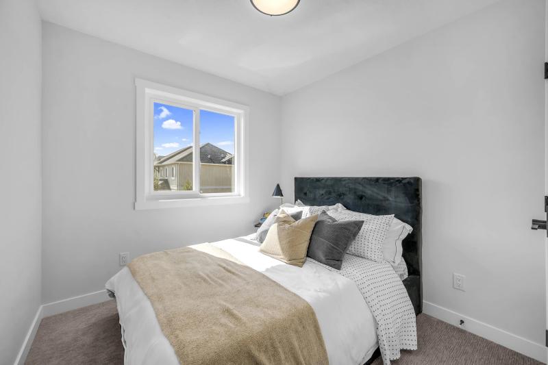 Clover Townhomes property image 26