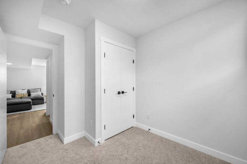 Clover Townhomes property image 31