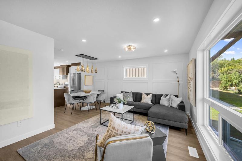 Clover Townhomes property image 17