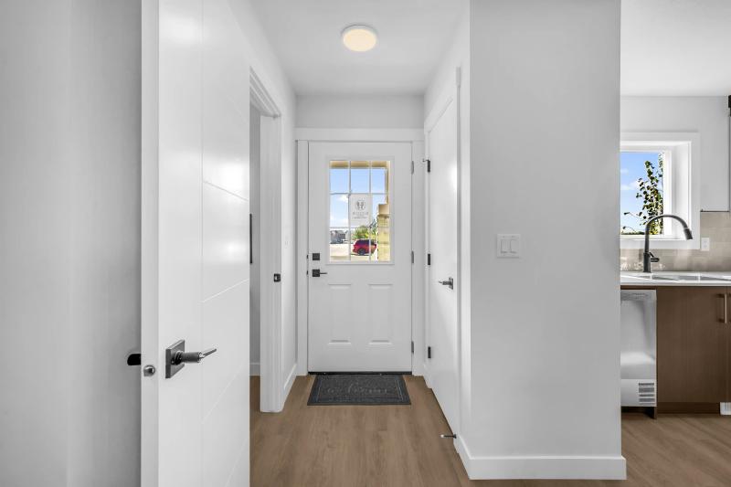 Clover Townhomes property image 54
