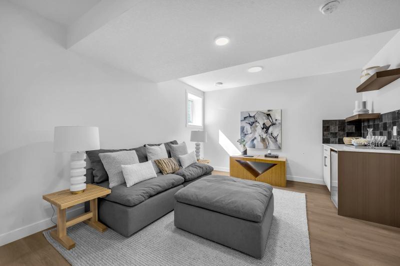 Clover Townhomes property image 22