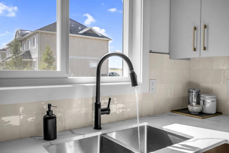 Clover Townhomes property image 25