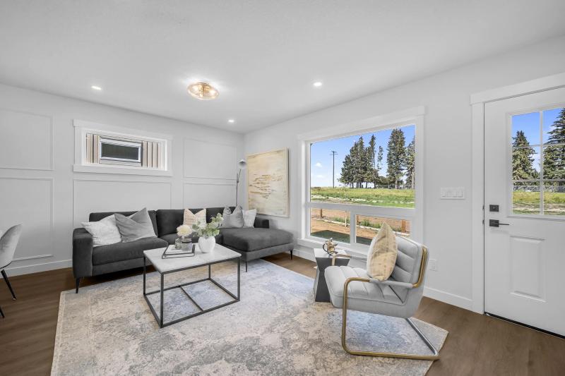Clover Townhomes property image 13