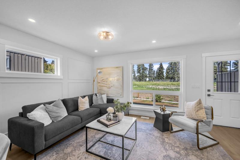 Clover Townhomes property image 12