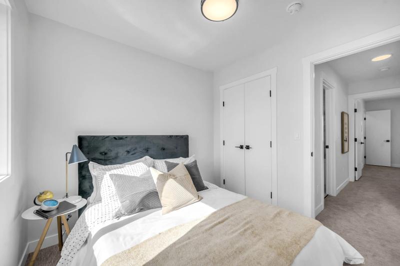 Clover Townhomes property image 35