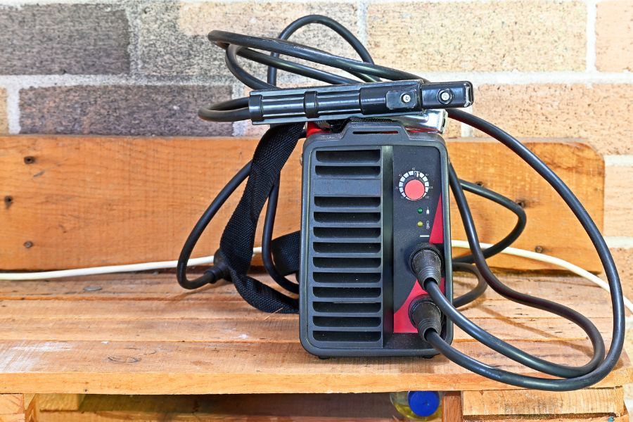 Cáp hàn là gì? Đặc điểm kỹ thuật và sự khác biệt so với cáp điện thông thường