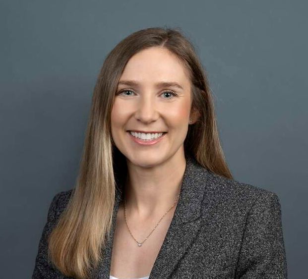 Headshot of Kristi Cox