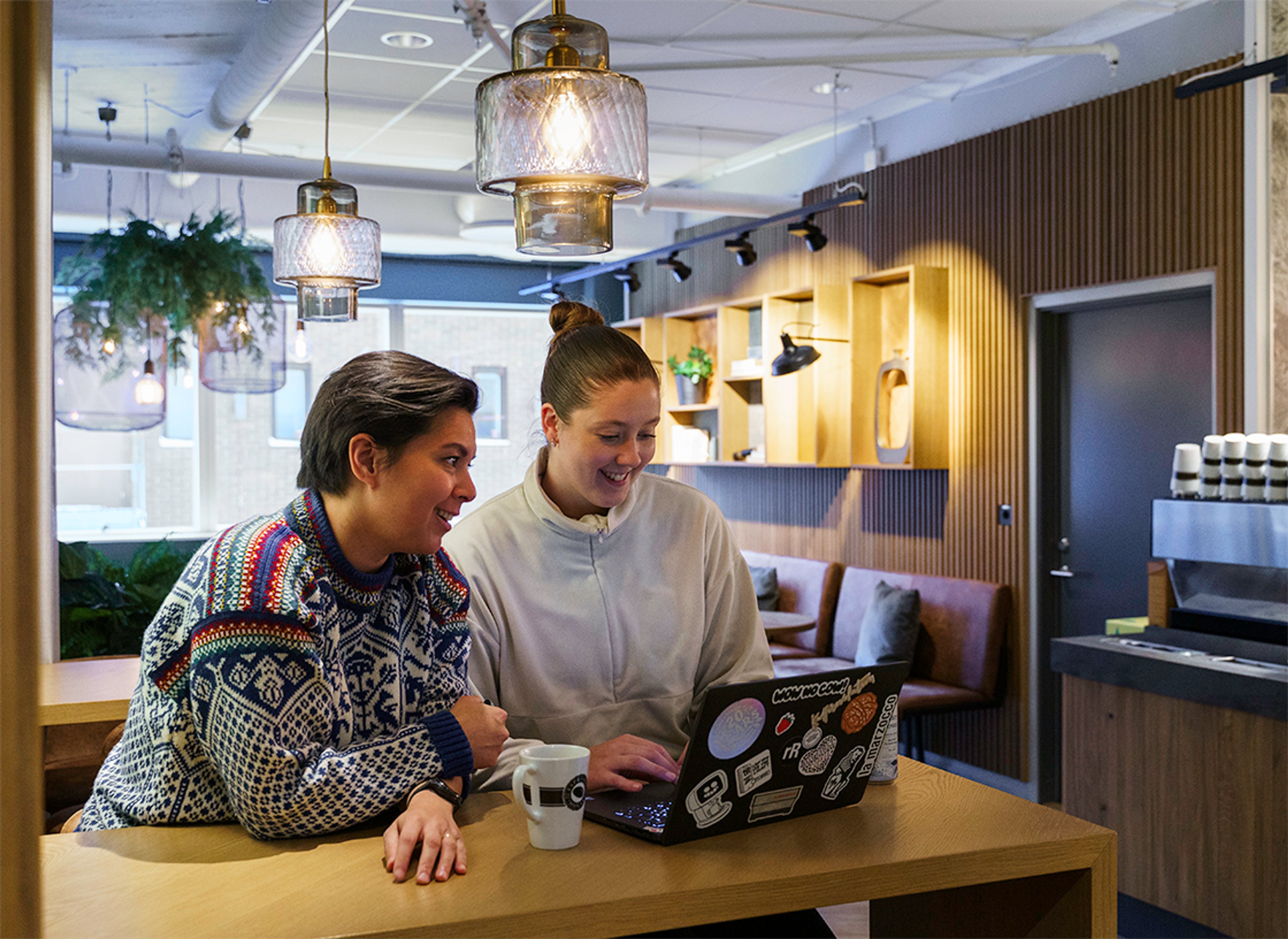 Unser Support Office Team unterstützt unsere Coffee Shops beim Erfolg.