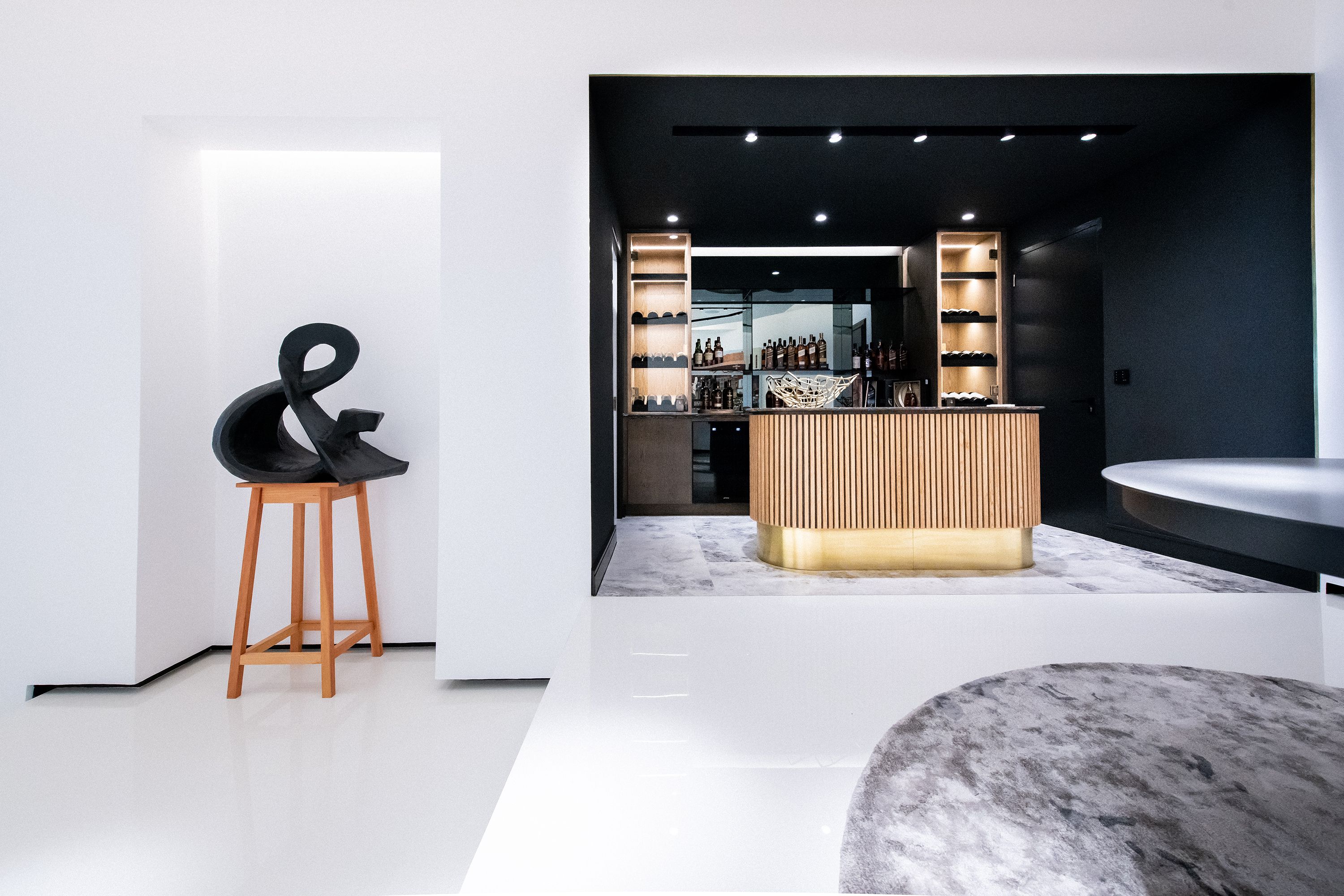 Private Art Gallery - Image 5