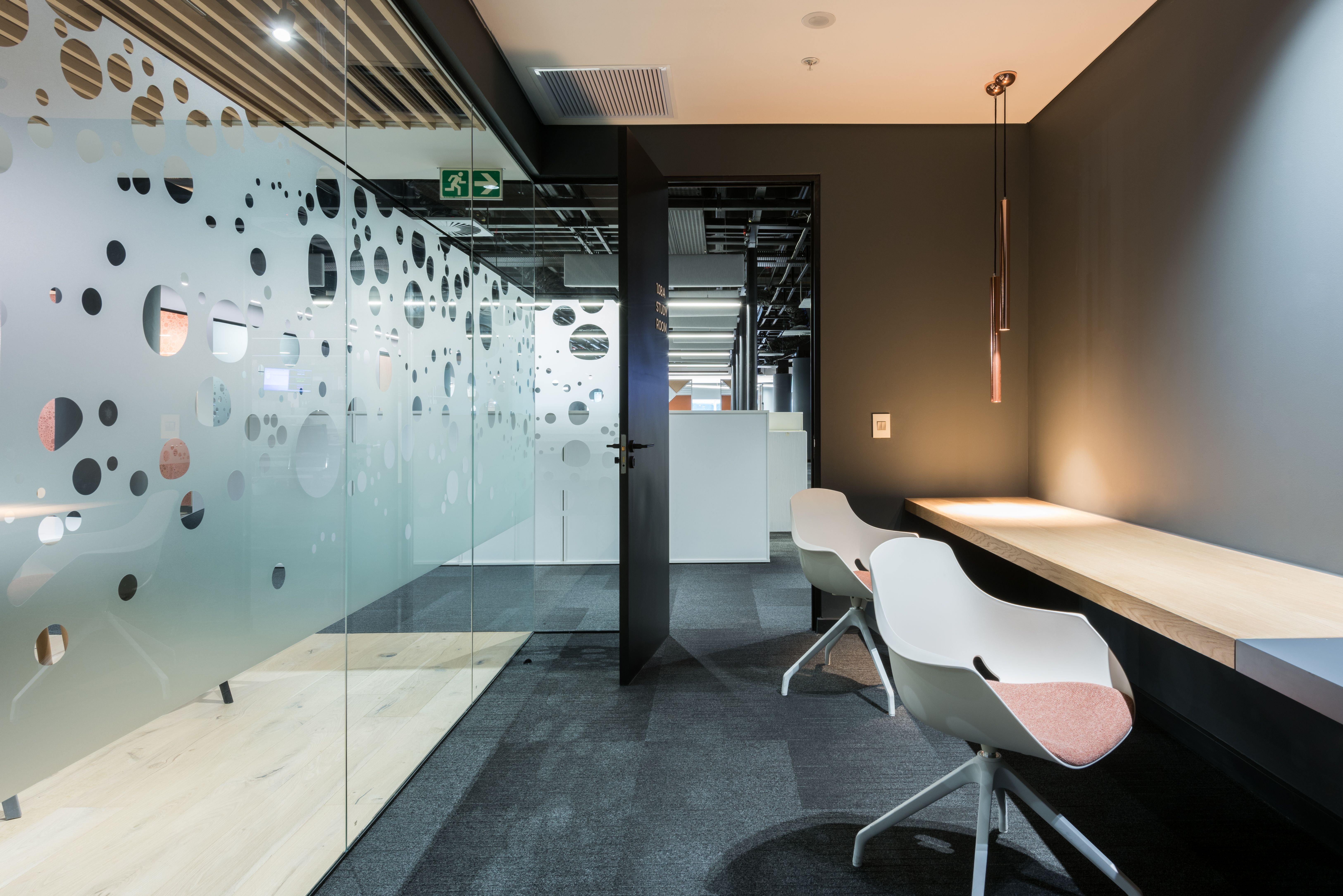 Old Mutual Wealth - Image 12