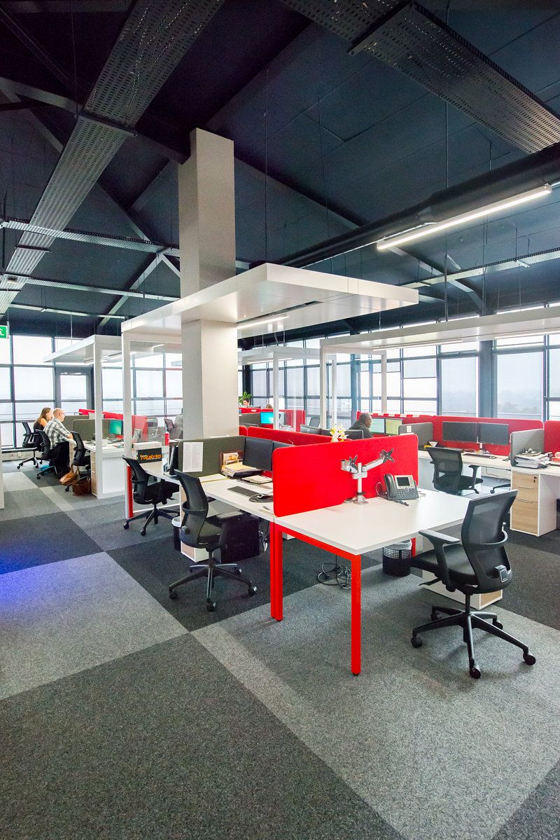 Insurance Company - Image 4