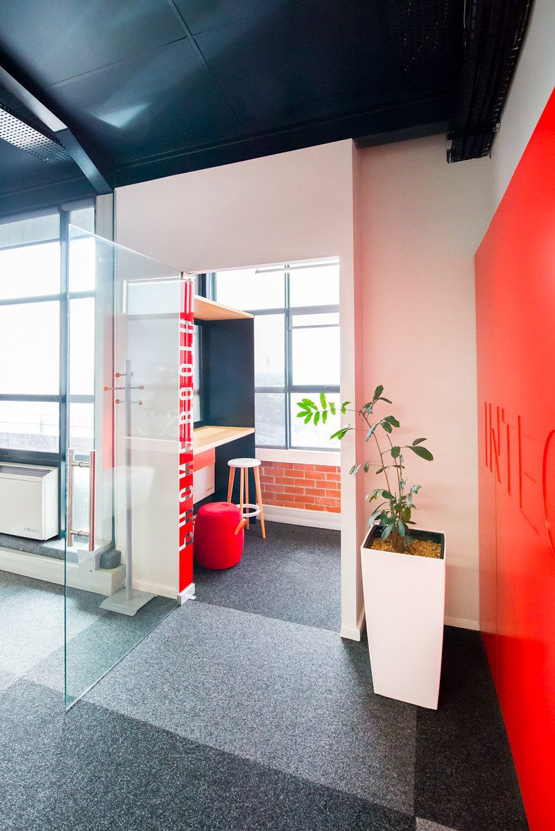 Insurance Company - Image 5