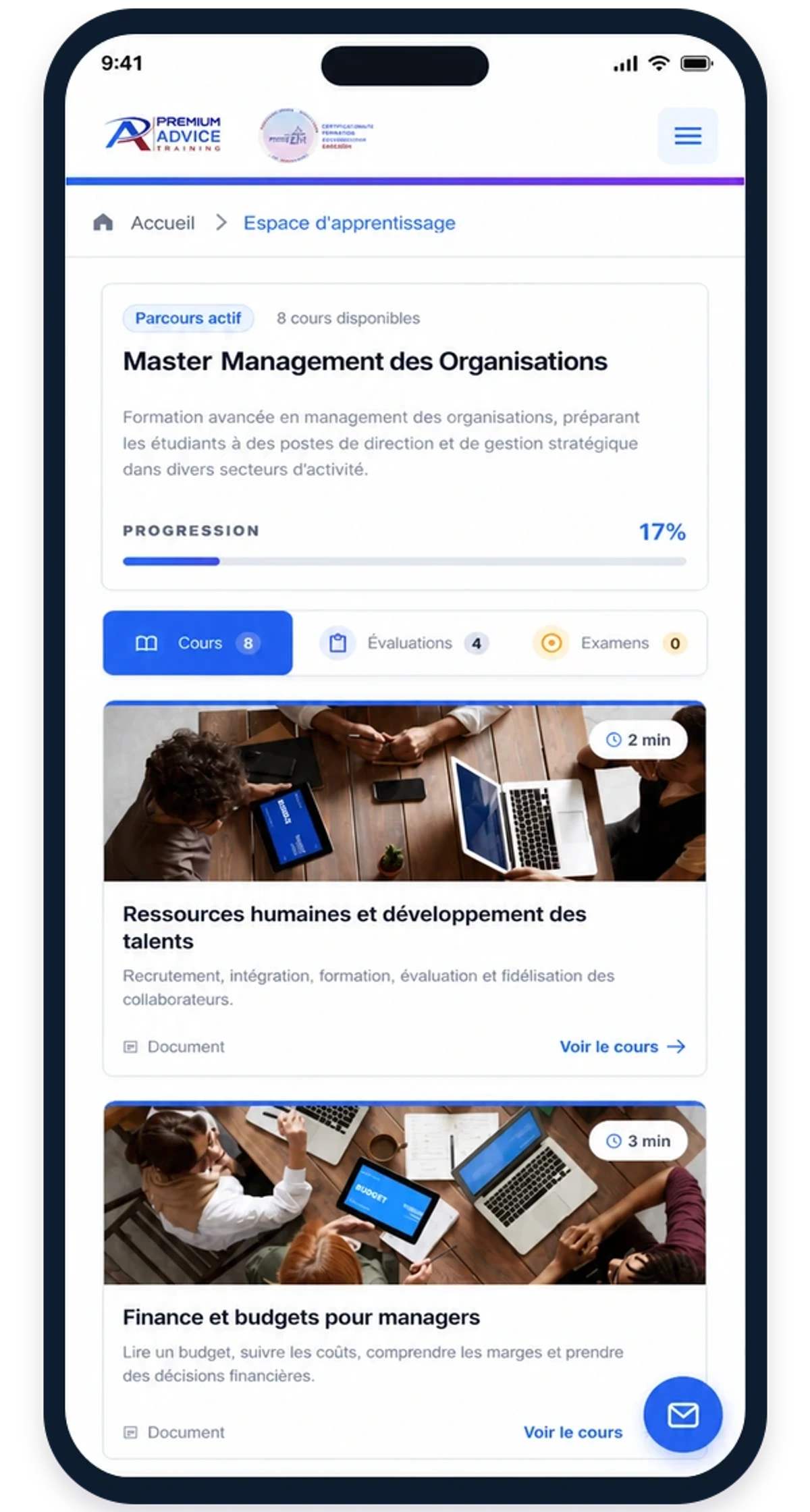 Vue mobile des cours Premium Advice & Training présentant le parcours actif.