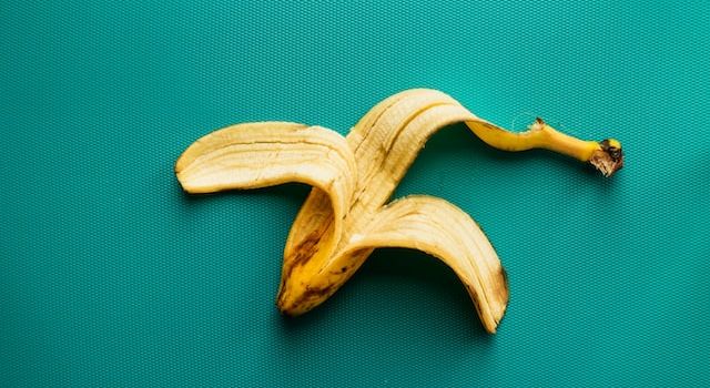 Don't throw away the banana peel