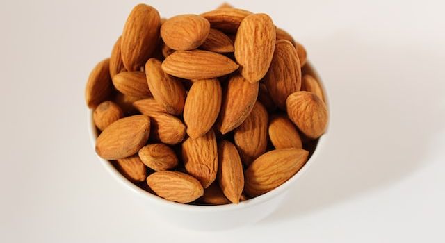 Benefits of almonds or almonds