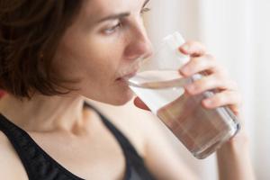 8 signs of lack of water in the body