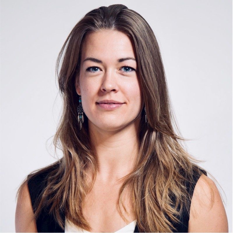 Headshot of Lauren Sypniewski