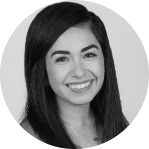 Headshot of Alexa De La Torre