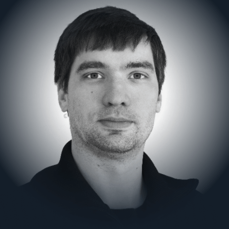 Adam Larsen headshot