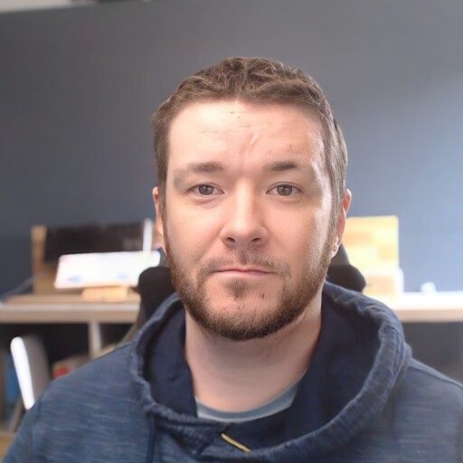 Headshot of Luke Oliff