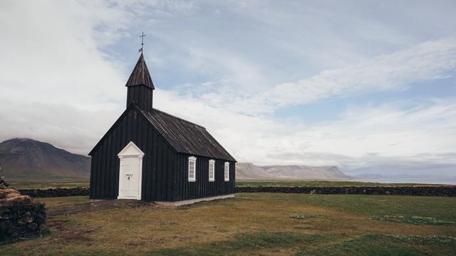 Kirkjuvogskirkja
