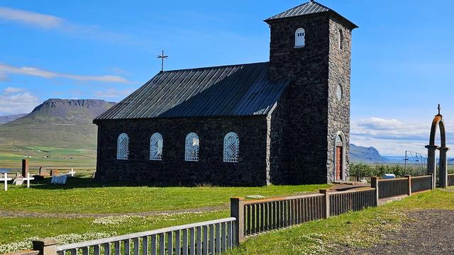 Церковь Тингейраклаустур