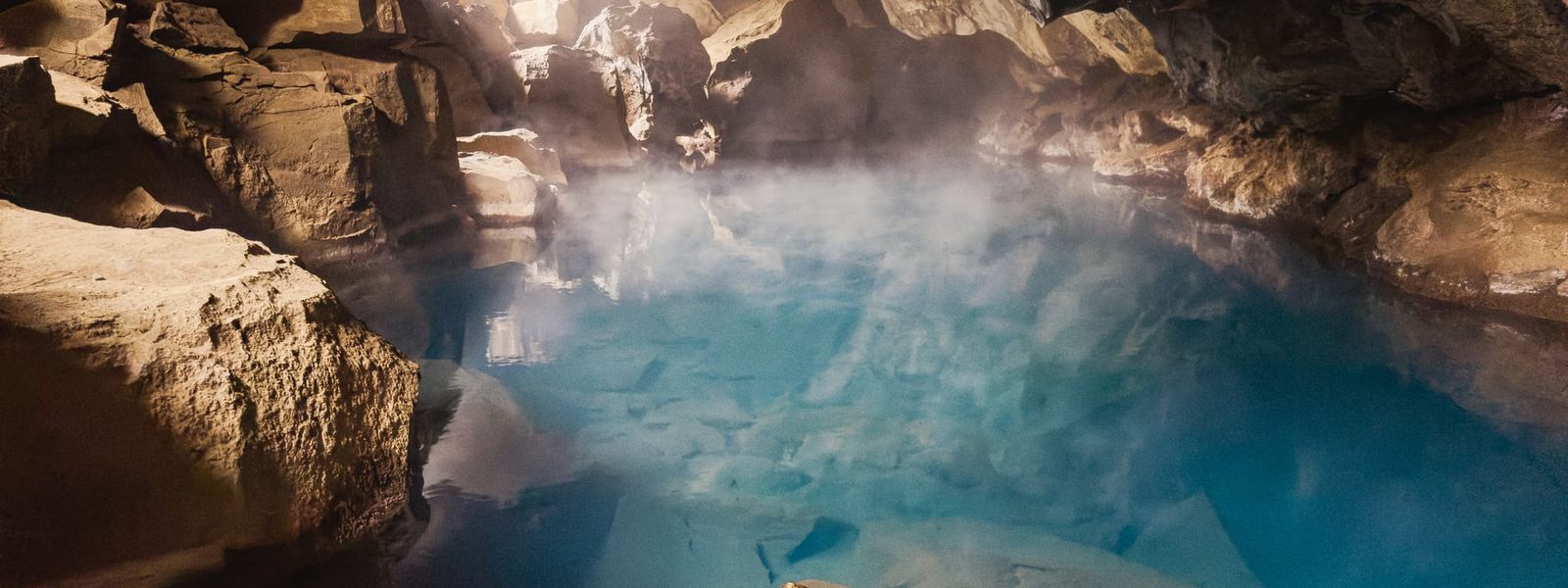 Grjotagja Lava Cave