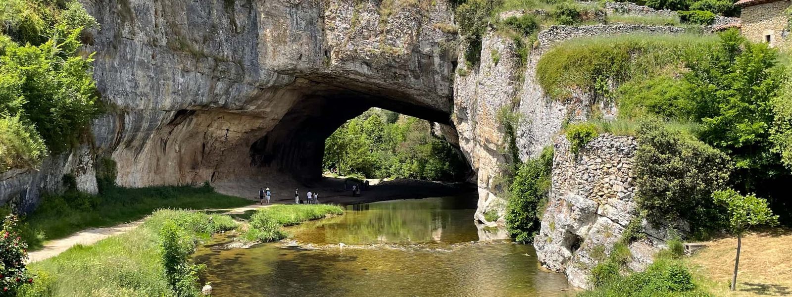 Puentedey Natural Bridge