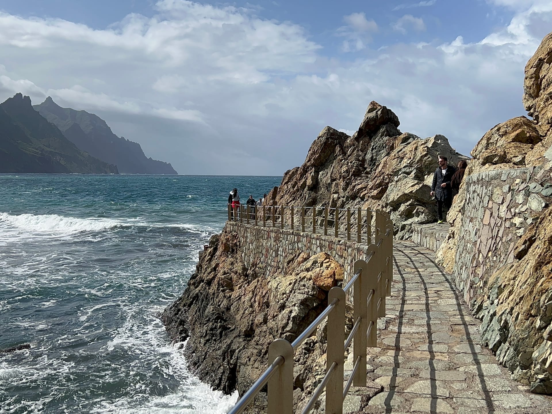 Пляж Роке-де-лас-Бодегас