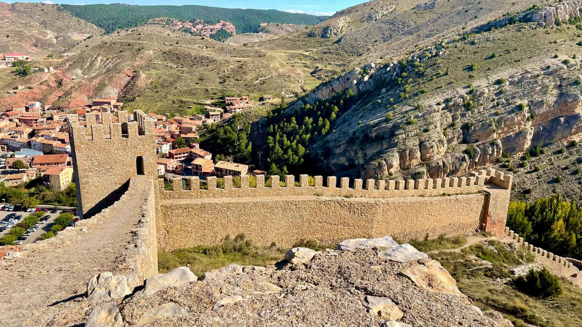 Міські мури Альбаррасіна