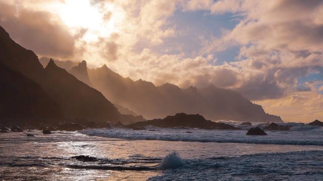 Best time to visit the Canary Islands: season by season