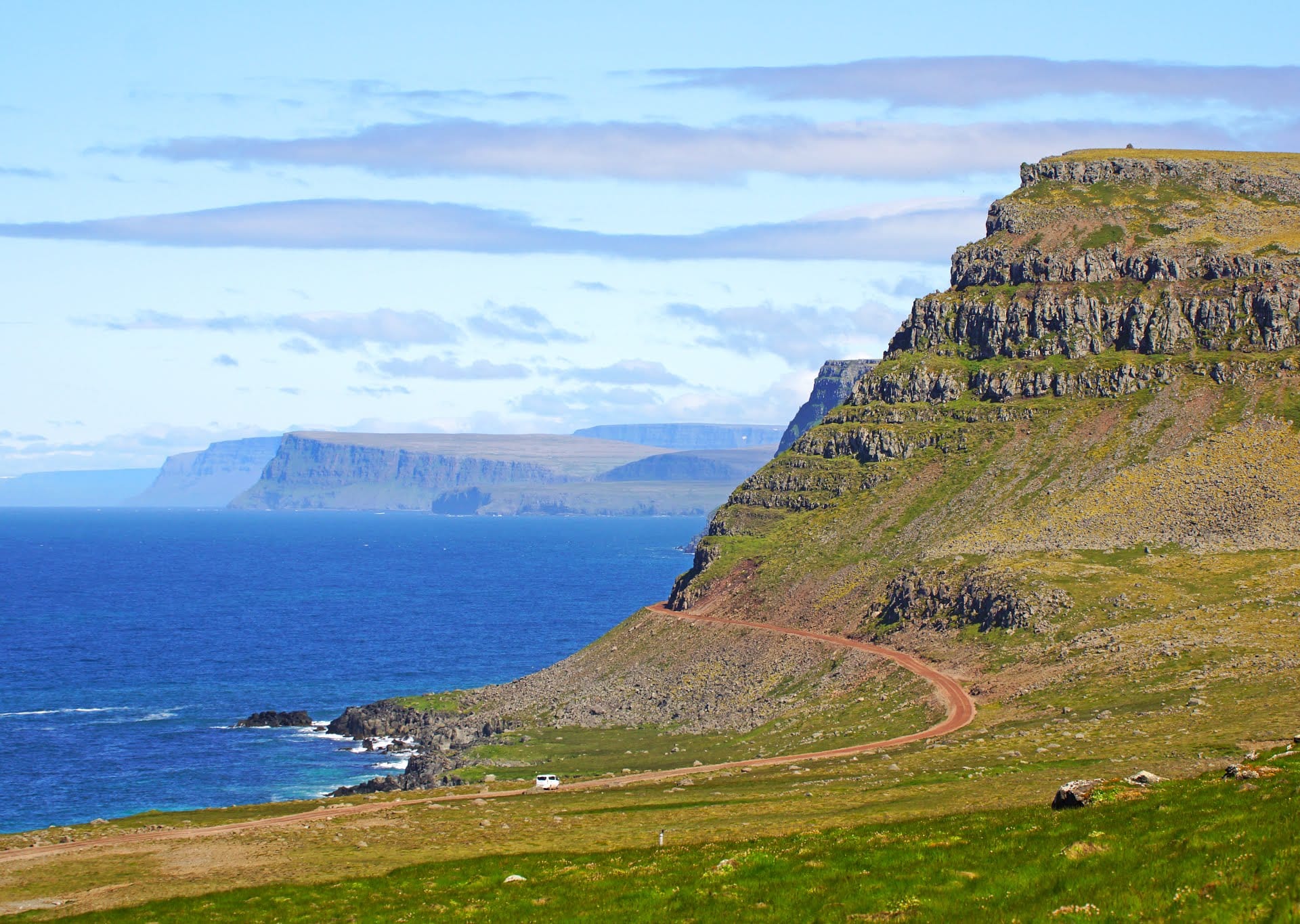 Утесы Латрабьярг