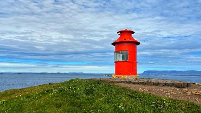 Sugandisey Island Light Beacon