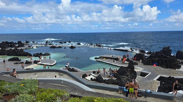 Натуральные бассейны Порту-Мониш