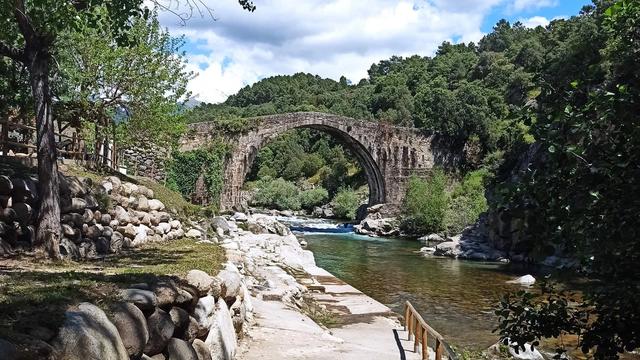 Madrigal de la Vera Natural Pool