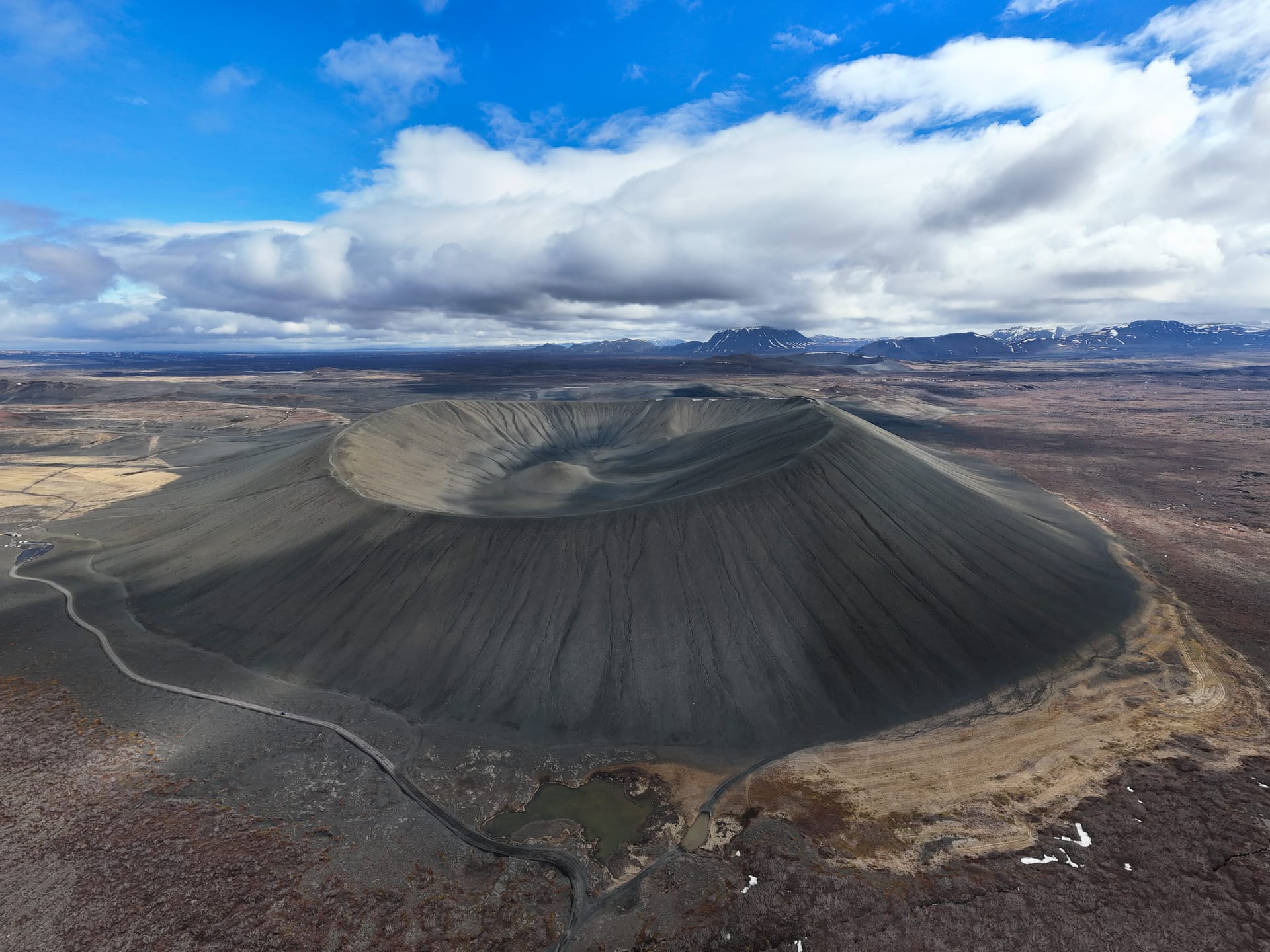 Кратер Хверфьядль