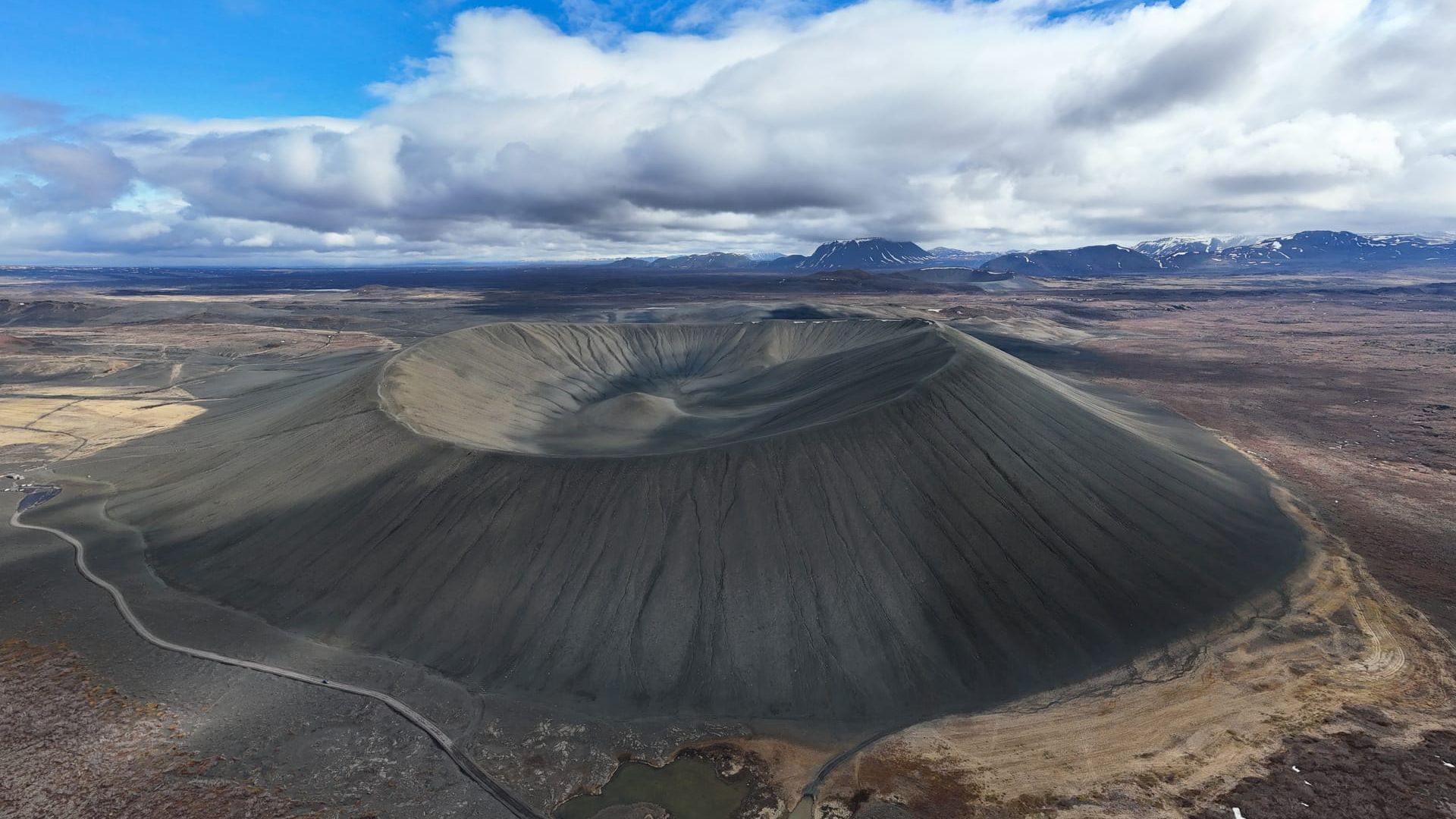 Кратер Хверфьядль