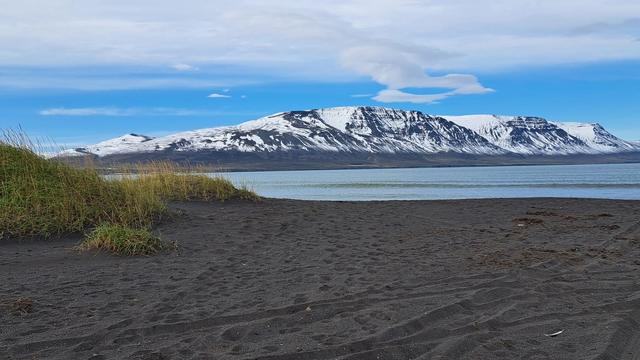 Пляж Боргарсандур