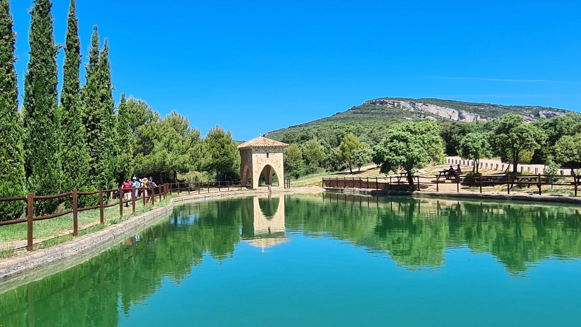 Бассейны Басаколь