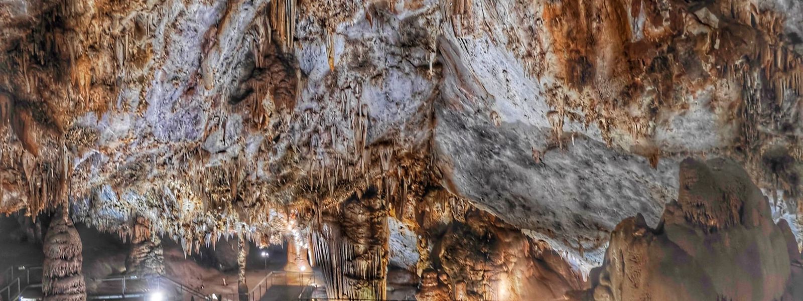 Pozalagua Caves